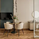 Florian Gate Otel *