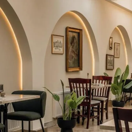 Apartahotel Florian Gate By Cityzen