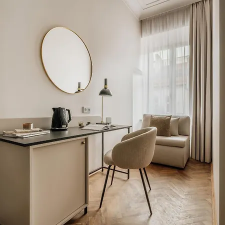 Florian Gate By Cityzen Apartahotel 3*